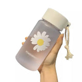 500ml Small Daisy Transparent Plastic Water Bottles With Portable Rope Travel Tea Cup