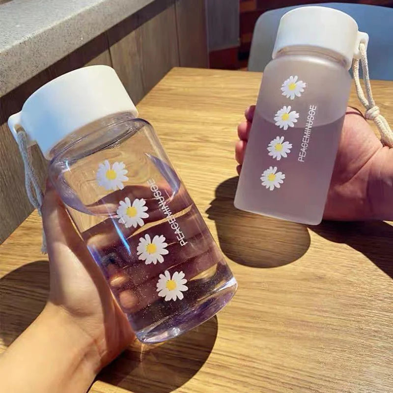 500ml Small Daisy Transparent Plastic Water Bottles With Portable Rope Travel Tea Cup